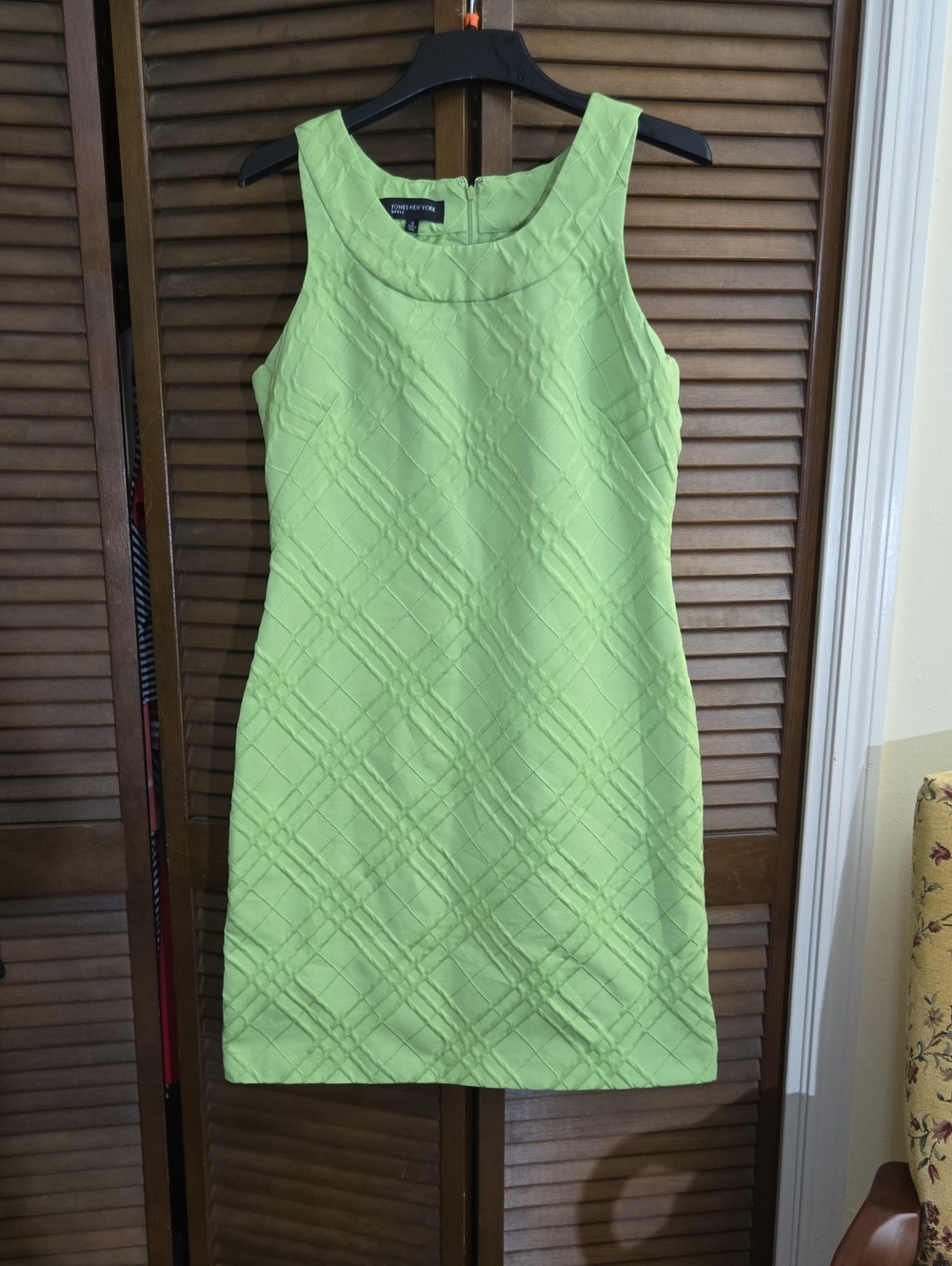 Jones New York Lime Green Textured Sleeveless Sheath Dress